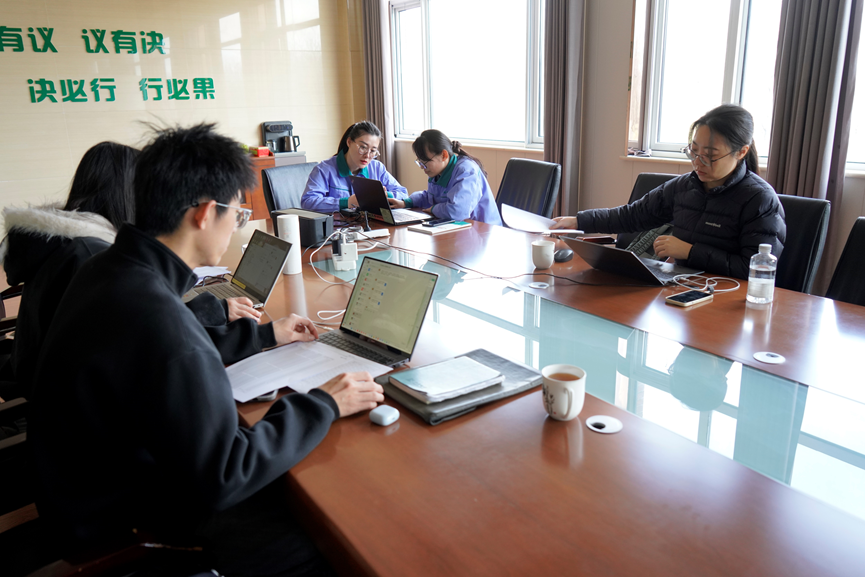 核查人员照片